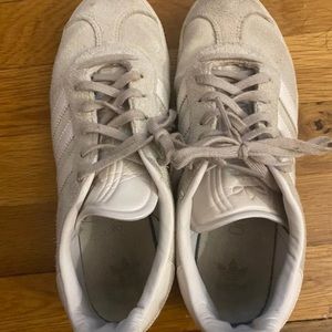 Adidas Gazelle Fashion Sneakers